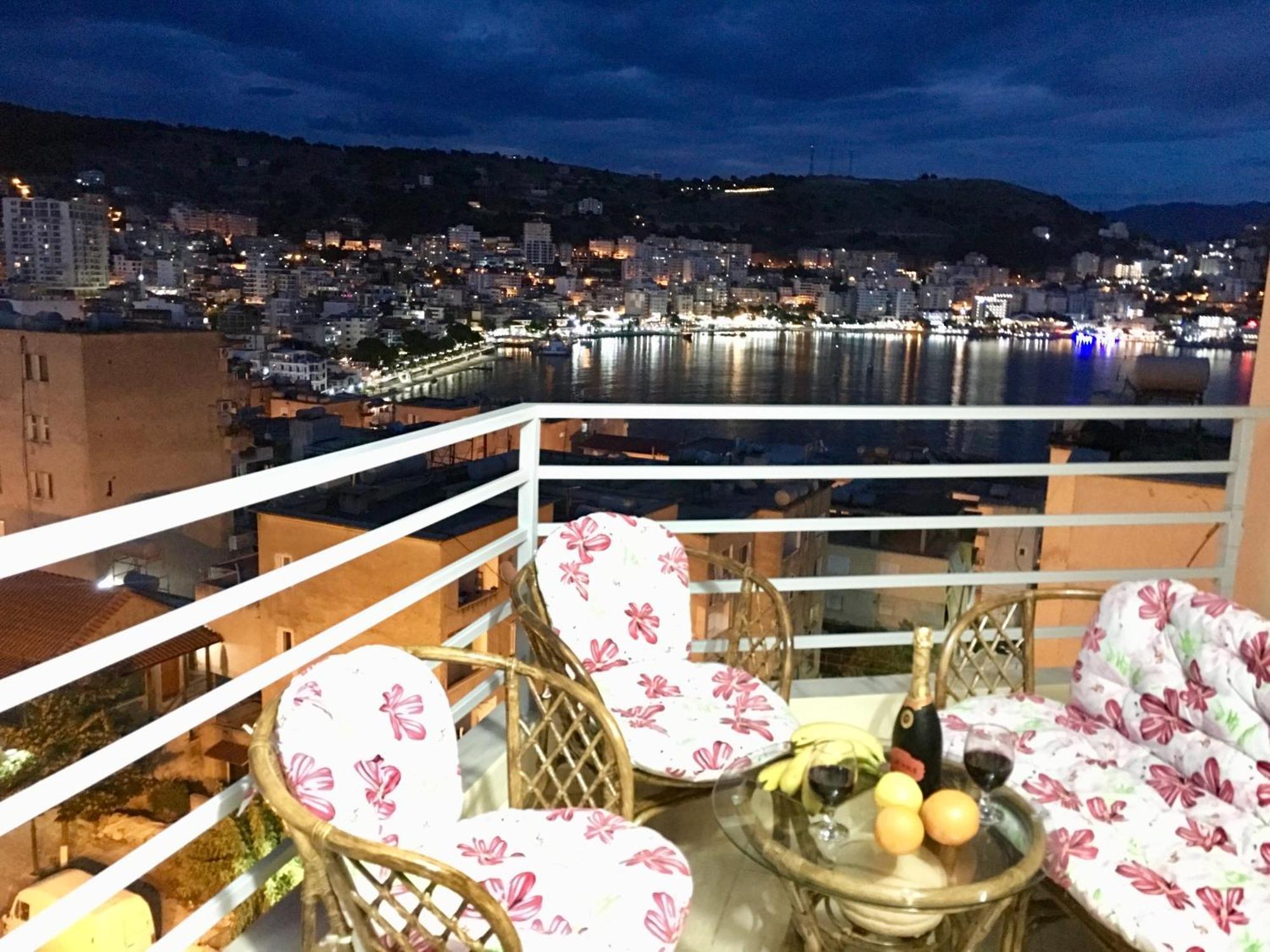 Luxury In Royal For King And Queen Sarande